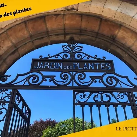 Le Petit Palais Au Calme Proche Metro/tram • Wifi Apartment *